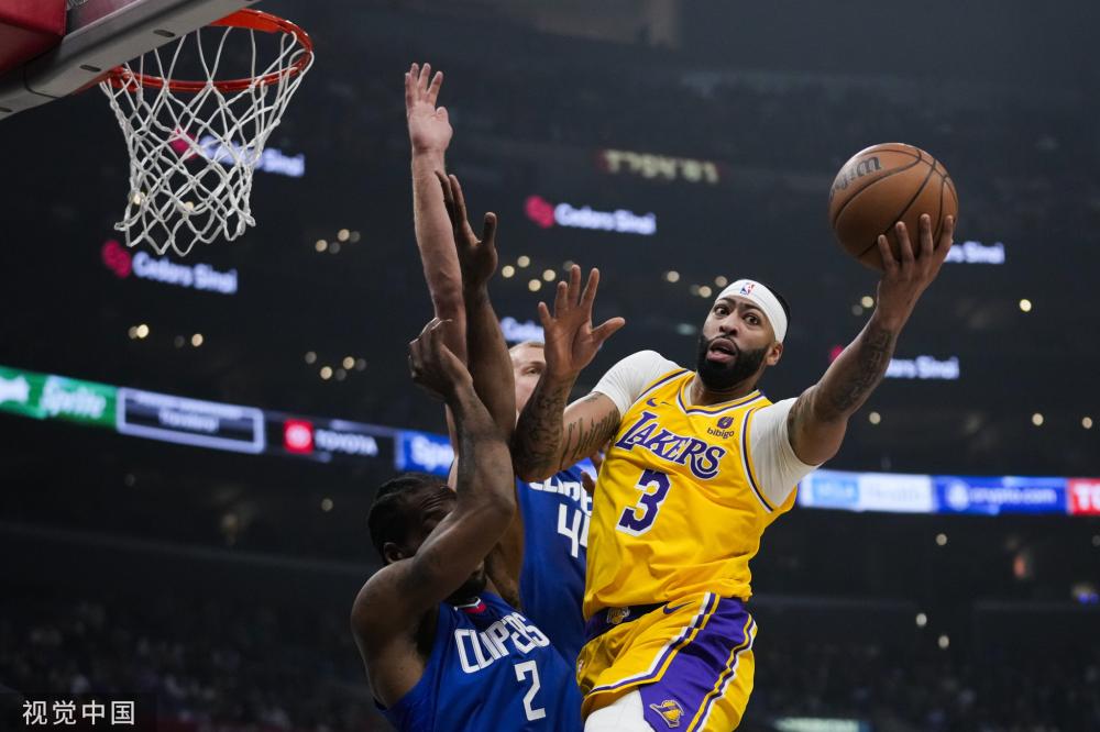 因为它凸显 因为它凸显